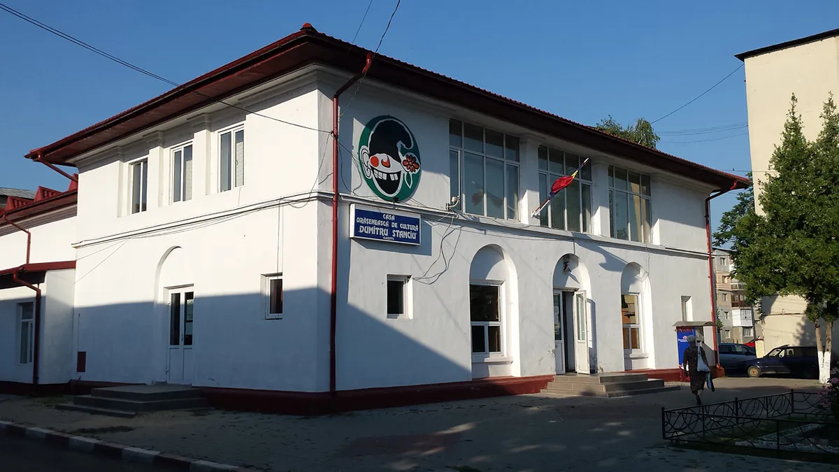 Casa de Cultură „Dumitru Stancu” Găești